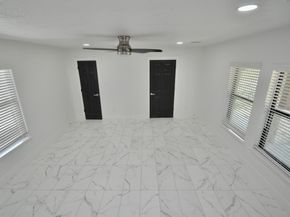 7133 Evans Street, Houston TX 77061