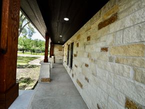 7133 Evans Street, Houston TX 77061