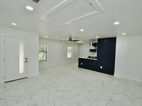 7133 Evans Street, Houston TX 77061