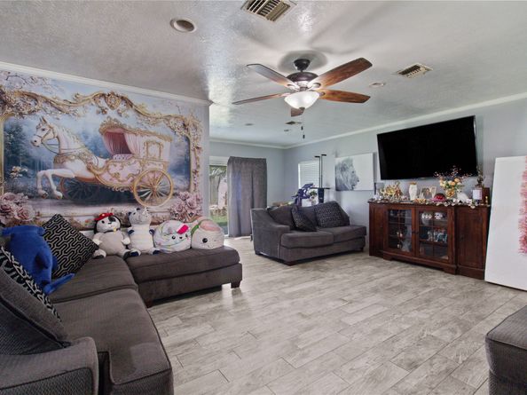 5702 Wood Creek Way, Houston TX 77017