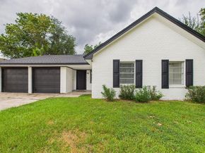5814 Fontenelle Drive, Houston TX 77035