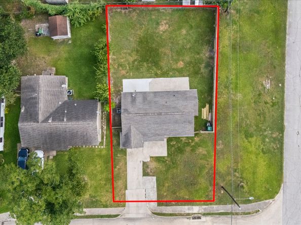 5035 Andrea Street, Houston TX 77021