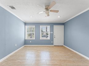 5035 Andrea Street, Houston TX 77021