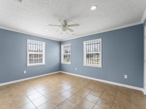 5035 Andrea Street, Houston TX 77021