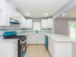 2114 Linden Creek Lane, Houston TX 77017