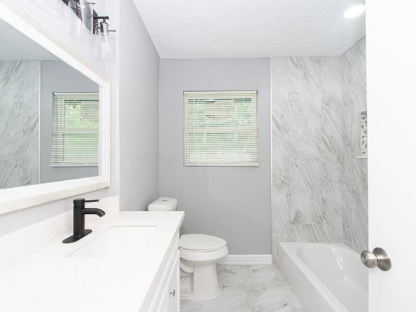 2114 Linden Creek Lane, Houston TX 77017