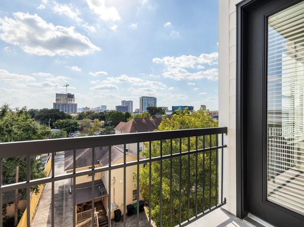 1508 Blodgett Street 502, Houston TX 77004