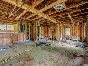 5822 Lyndhurst Drive, Houston TX 77033