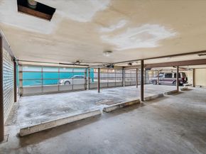 7714 Renwick Drive 23, Houston TX 77081