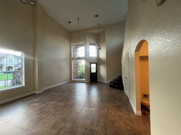 13102 Labelle Lane, Houston TX 77015