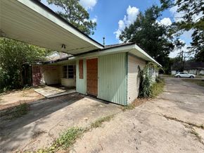 5118 Lawn Arbor Drive, Houston TX 77066