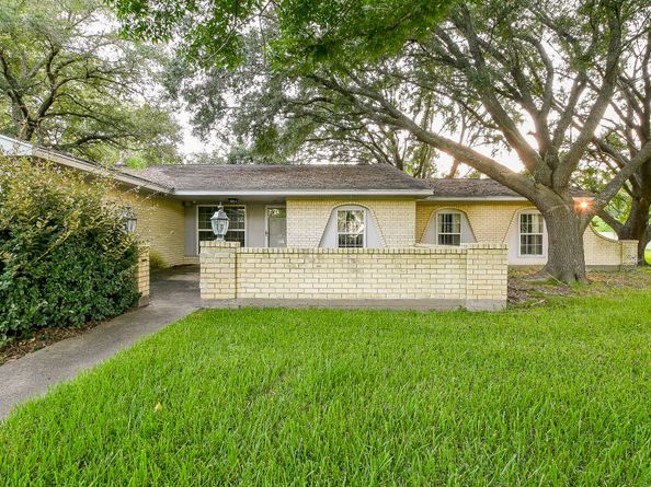 16019 Old Humble Road, Houston TX 77396