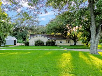 16019 Old Humble Road