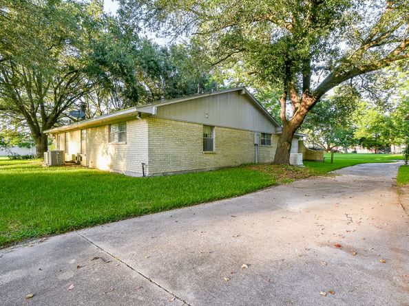 16019 Old Humble Road, Houston TX 77396