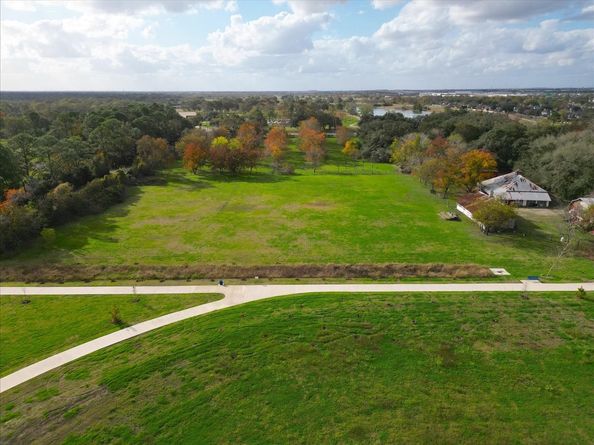 14939 Cullen Boulevard, Houston TX 77047