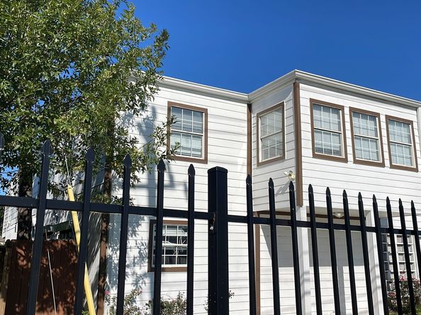 6723 S Loop E, Houston TX 77087