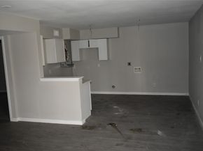 6723 S Loop E, Houston TX 77087