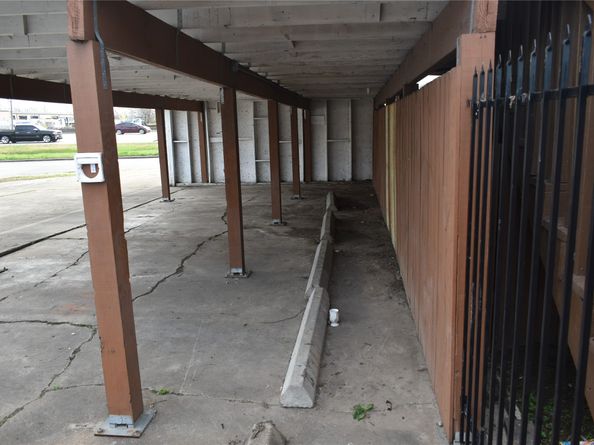 6723 S Loop E, Houston TX 77087