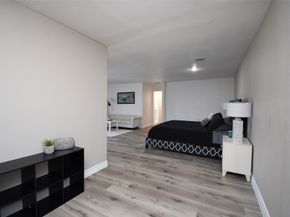 4802 Elser Street, Houston TX 77009