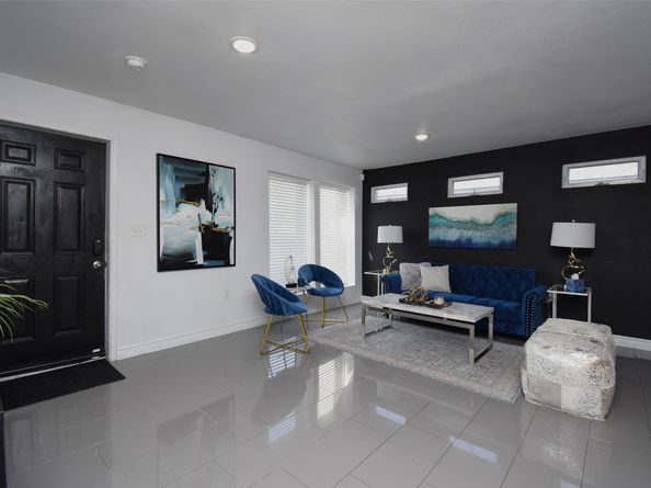 4802 Elser Street, Houston TX 77009