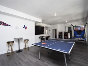 4802 Elser Street, Houston TX 77009