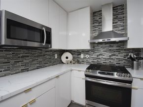 4802 Elser Street, Houston TX 77009