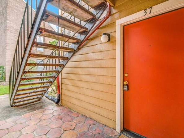 12955 Woodforest Boulevard 37, Houston TX 77015