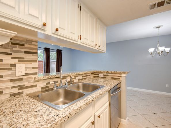 12955 Woodforest Boulevard 37, Houston TX 77015