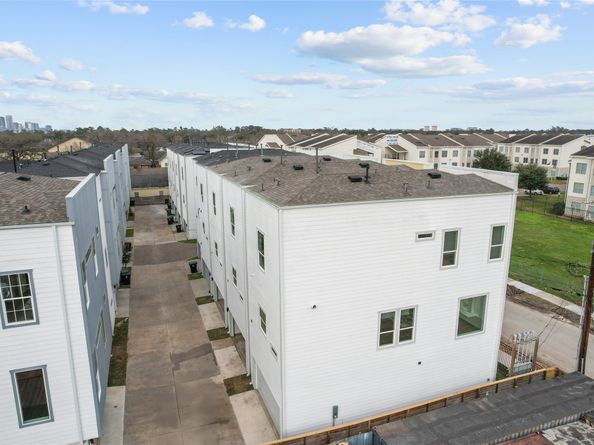 6348 Culberson Street, Houston TX 77021