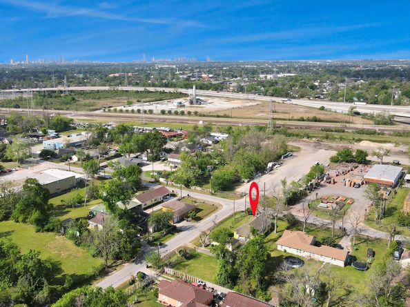 7302 Schneider Street, Houston TX 77093