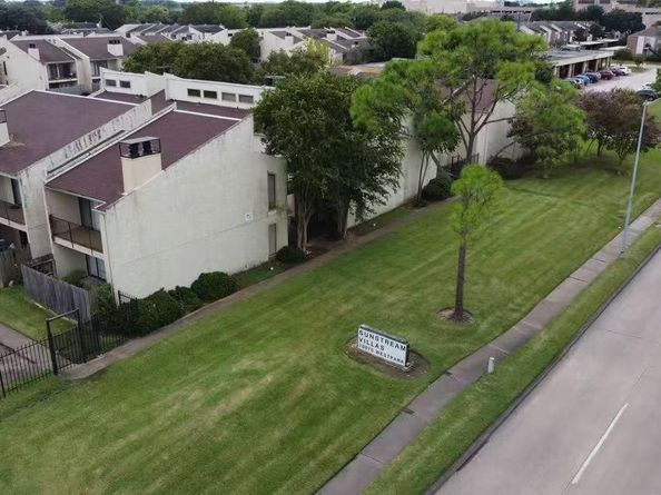 10075 Westpark Drive 52, Houston TX 77042