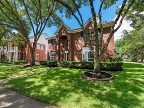 4902 Bend Court, Sugar Land TX 77478