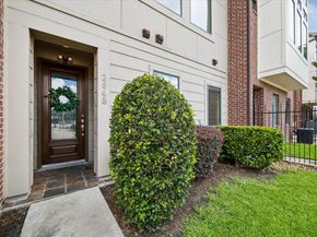 2848 Leeland Street, Houston TX 77003