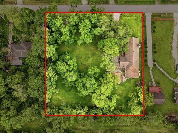 9318 Klondike Street, Houston TX 77075
