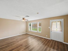 13509 Peoria Street, Houston TX 77015
