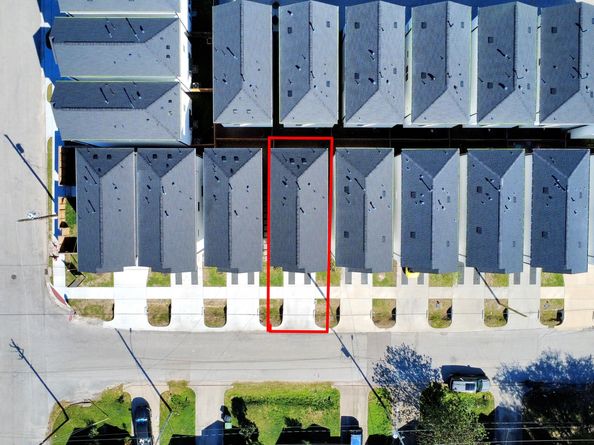 4818 Cochran Street, Houston TX 77009