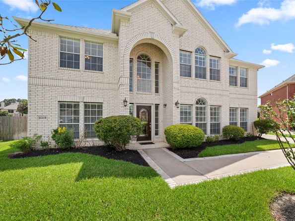 15319 Leila Bend Drive, Houston TX 77082