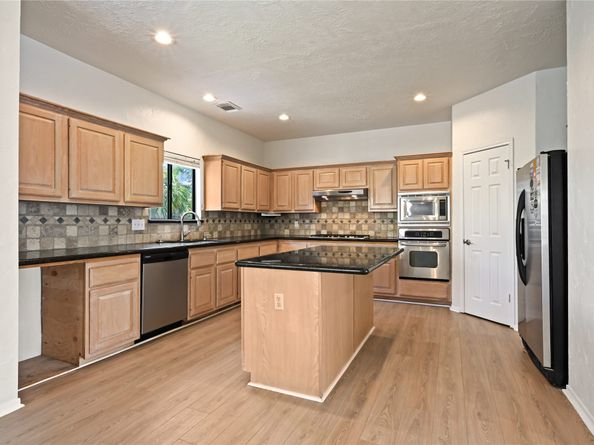 2607 Sailboat Drive, Houston TX 77058