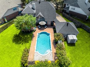 103 Chatsworth Circle, Sugar Land TX 77479