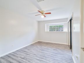 12929 Kingsbridge Lane, Houston TX 77077