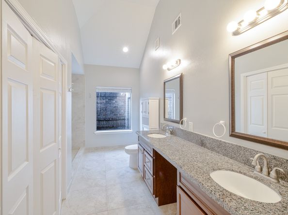 12929 Kingsbridge Lane, Houston TX 77077