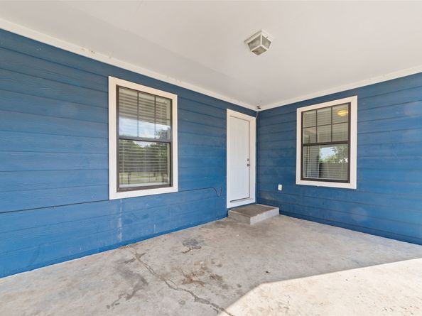 433 Calloway Street, Houston TX 77029