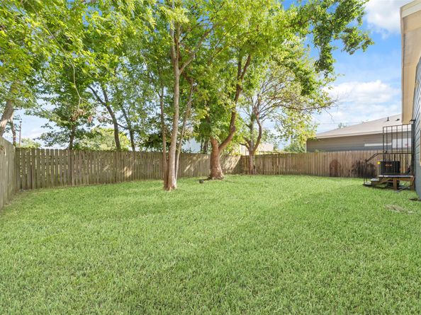 433 Calloway Street, Houston TX 77029