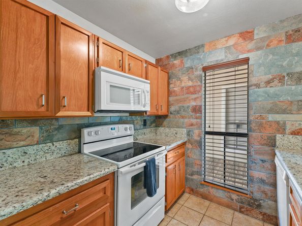 3500 Tangle Brush Drive Drive 74, The Woodlands TX 77381