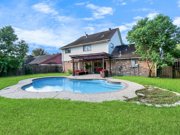 6827 La Puente Drive, Houston TX 77083