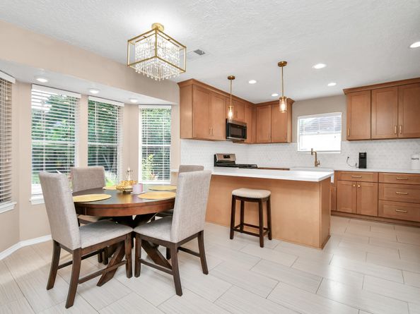 6827 La Puente Drive, Houston TX 77083