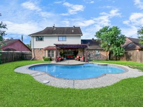 6827 La Puente Drive, Houston TX 77083