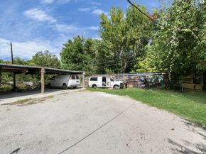 6242 Oakham Street, Houston TX 77085