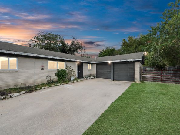 6242 Oakham Street, Houston TX 77085
