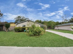 6242 Oakham Street, Houston TX 77085